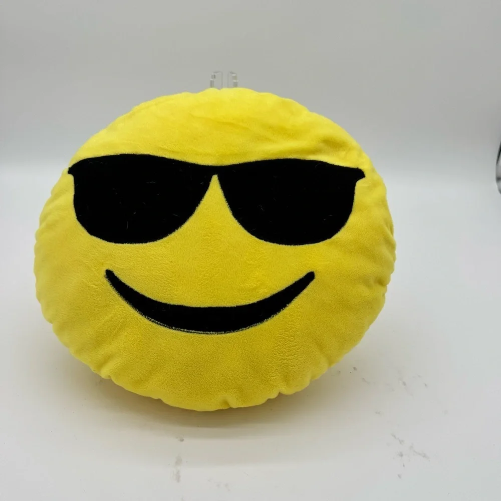 SMILEY FACE Emoticon EMOJI Sunglasses Yellow Round Pillow Size: 10
